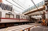 東武東上線　大山駅　商店街