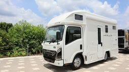 いすゞ｢ビーカム｣ベースの新型キャンピングカー｢ハルカ｣登場､2000万円級の人気キャブコン｢サクラ｣が正常進化