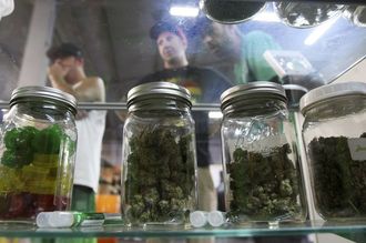 大麻合法化問う米住民投票控え関連株に買い