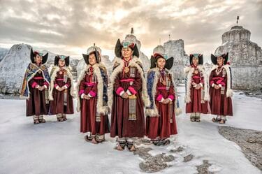 写真家・ヨシダナギ、“東京脱出”の真相 島に移住して得た心の平穏と