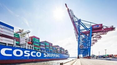 ドイツの｢コンテナ港｣運営権を中国企業が買収 中国遠洋海運集団 