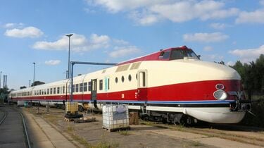 東ドイツの超特急｣よみがえらせたファンの執念 朽ちた車両を動く状態に