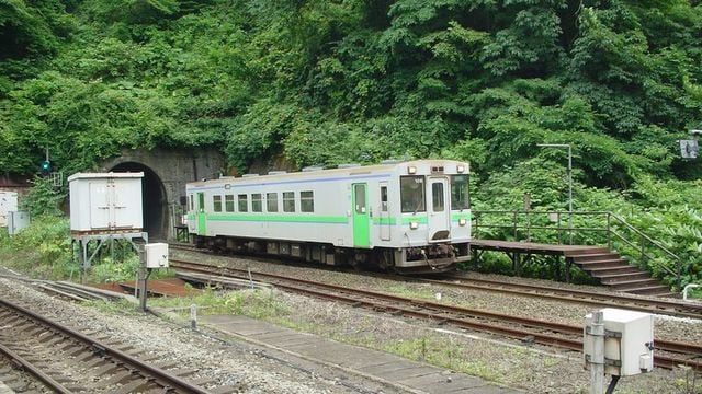 誰も降りない 秘境駅 を存続させる町の狙い ローカル線 公共交通 東洋経済オンライン 経済ニュースの新基準