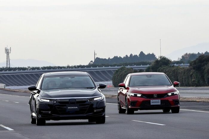 ハンズオフ機能付高度車線変更支援機能 車線変更