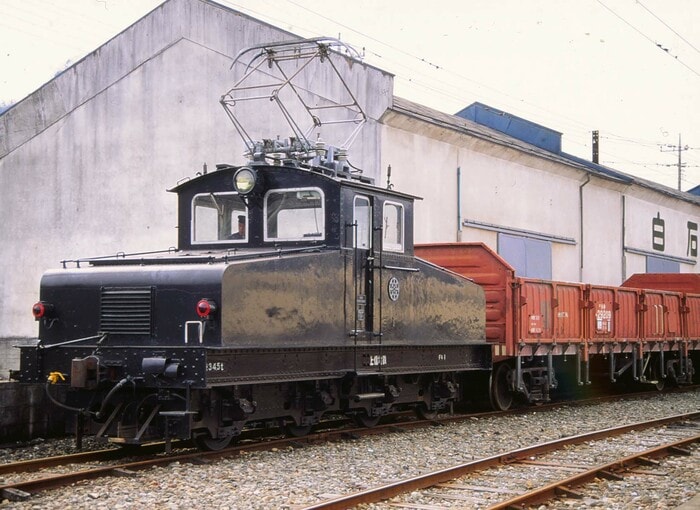 上信電鉄のデキ1形。1922年独シーメンス製だ