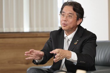 中古】 チームV字経営 先代カリスマを超えて後継者が最高業績を