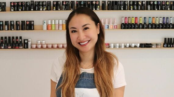 海外セレブを顧客に持つネイリストの宮坂沙弥香さん