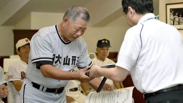 荒木大輔vs愛甲猛､1980年の夏もアツかった 38年前甲子園に降臨した一年生エースの躍動 | スポーツ | 東洋経済オンライン