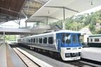 タンジュンアル駅に停車中のキハ8500系