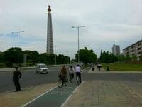北朝鮮､首都に自転車専用レーンを導入 歩行者を巻き込む事故を減らすため