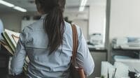 ｢子持ち様｣論争なぜ起きる？職場に潜む分断の訳