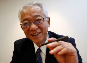 Japan Tobacco tries to catch up with rival in smokeless tobacco  