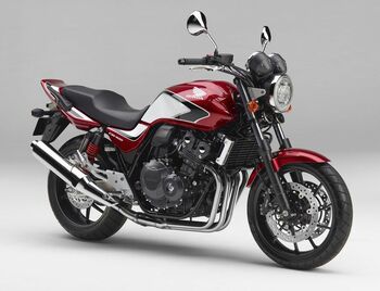 カワサキ｢ニンジャZX-4RR｣型破りに高性能な訳 ひさびさの400cc・4気筒