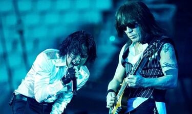 35周年｢B'z｣が