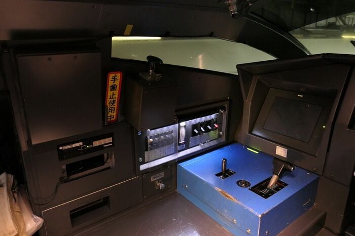 運転席左の側面