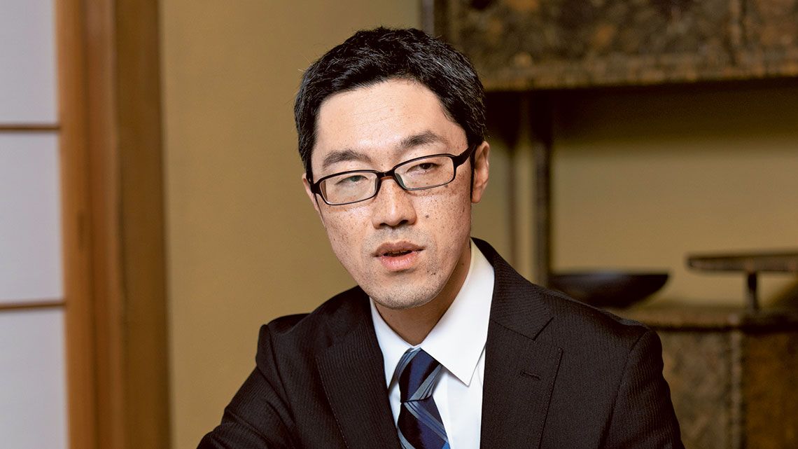 『ブラック郵便局』著者の宮崎拓朗氏