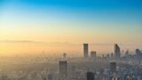 未来を見通すことがいかに難しいか。それはここ数年の私たちの実感するところである（写真：まちゃー／PIXTA）