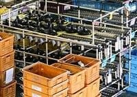 日本の自動車部品業界は原材料費低下などが好材料《ムーディーズの業界分析》