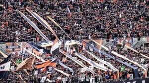 元日本代表・楢崎正剛が42歳の今も戦う矜持 ｢弱点｣といわれる日本人GK