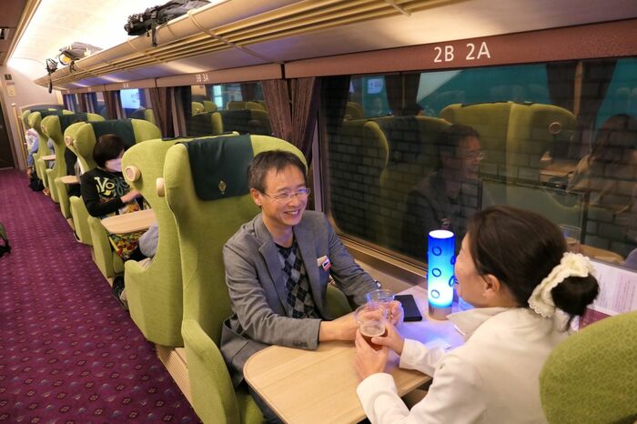1号車の車内