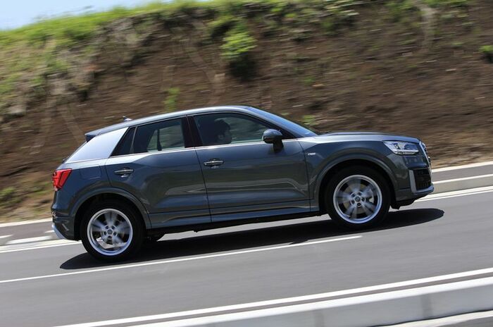 アウディ Q2｜Audi Q2