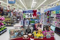 匿名サンタクロースが48万4000ドルを寄付 米ウォルマートのギフト積立口座に