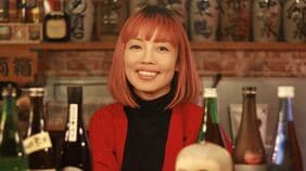 ｢教師の一言で大荒れ｣｢20代で詐欺に遭い借金｣…　海外で《1日300杯のラーメン》を売る"クレイジーな46歳女性"の半生
