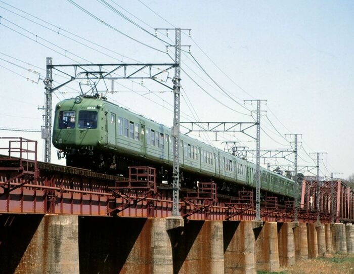 「青ガエル」の名で親しまれた東急5000系