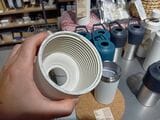 無印ホルダーの蓋・裏側（著者撮影）