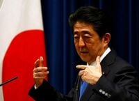 首相が押し切った｢増税延期判断｣の舞台裏 増税延期のシナリオは極秘裏に描かれた