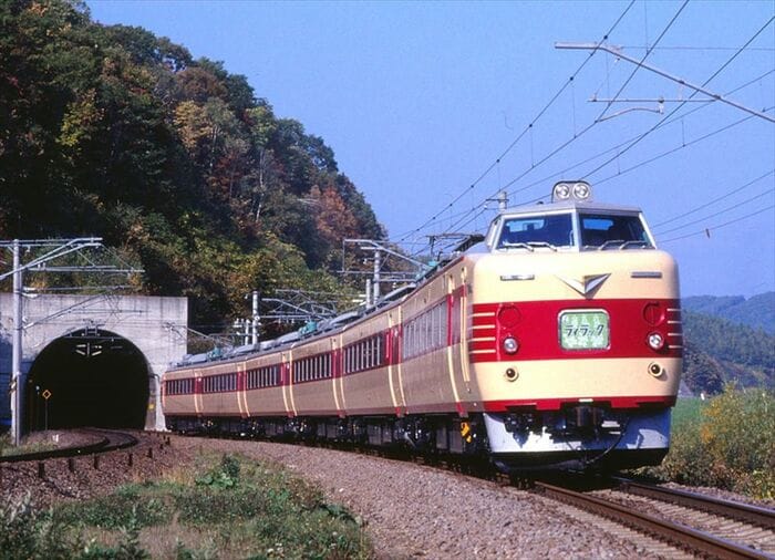 781系デビュー初日の「ライラック」