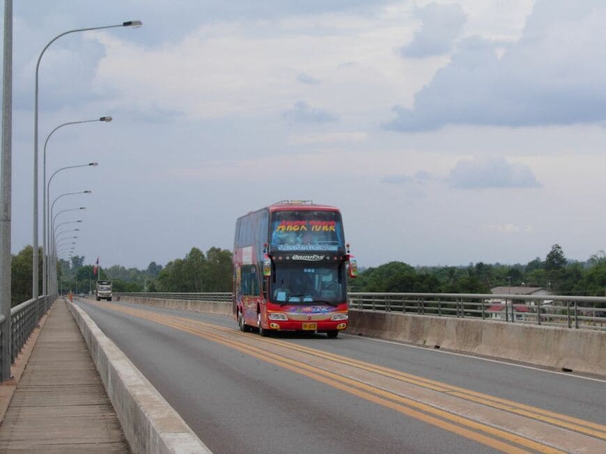 タイとラオス国境の橋