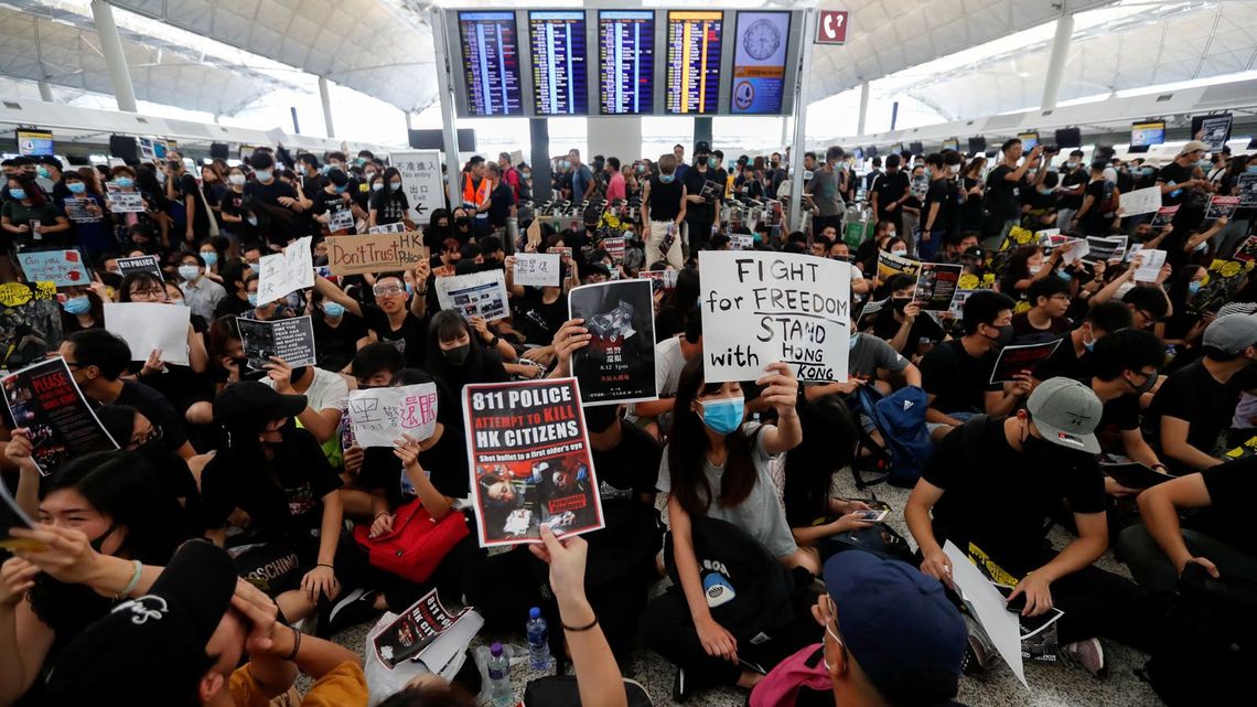 香港騒乱 中国人民解放軍 の介入はあるか 中国 台湾 東洋経済オンライン 社会をよくする経済ニュース