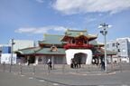 「竜宮造り」を採り入れた片瀬江ノ島駅の新駅舎