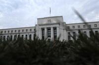 FRB、雇用回復後も超低金利維持の公算 FOMC終了、失業率6.5％の数値基準は撤廃