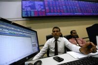 アジア株､収益伸び悩みで数カ月は低迷か アジア企業の上方修正サイクルは終わった