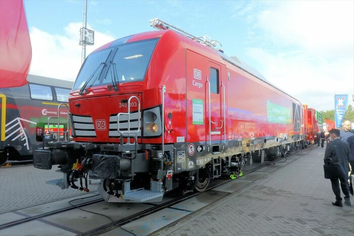 ドイツ鉄道貨物部門が導入したヴェクトロンDM