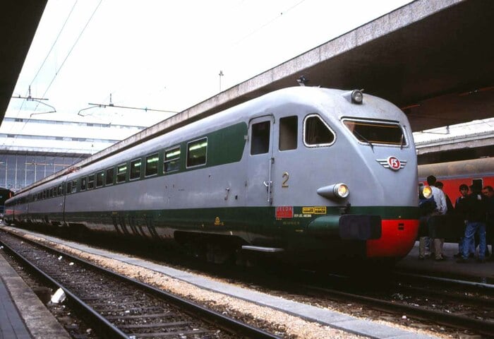 1937年に登場したイタリアのETR200形電車
