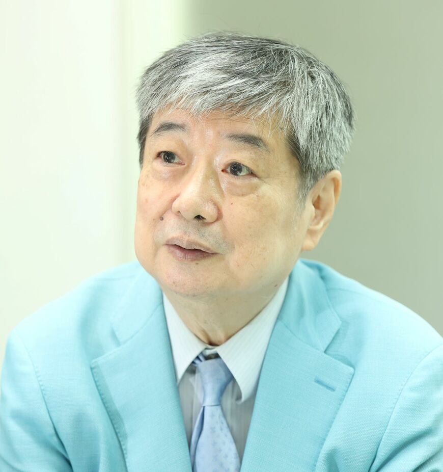 かいど・ゆういち／1955年生まれ。弁護士。もんじゅ訴訟、六ヶ所村核燃料サイクル施設訴訟、各地の原子力発電所の差し止め請求訴訟など原子力に関する多くの裁判を担当。2010年4月～2012年5月まで日本弁護士連合会事務総長を務めた（撮影：ヒダキトモコ）