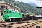 秩父鉄道の電機は五輪聖火リレーに合わせて