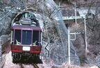 吾妻線を走る「サロンエクスプレス東京」