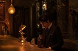 東京・南青山「城.」オーナーバーテンダーの佐藤博和さん（40歳）。ホテルのバーやコーヒー専門店で研鑽を積み、異業種から転身して2012年に自身のバーを開店した（撮影：萬田康文）