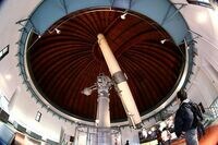 巨大電波望遠鏡を支える手作りの超伝導素子 宇宙の始まりを探るALMAプロジェクト