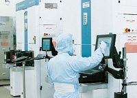 温室効果ガス２５％削減に挑む--東芝が挑戦する“クリーンルーム大作戦”