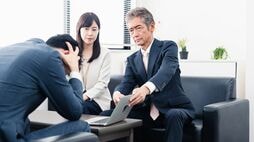 ｢社食で食い逃げ｣｢出張費で推し活｣｢経費で愛人と海外同棲｣…会社を私物化する社員の呆れた実態と痛い代償