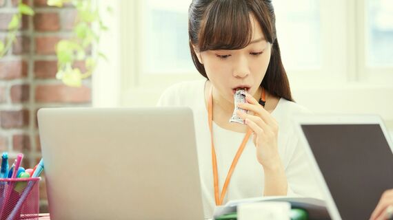 デスクワーク 栄養補給