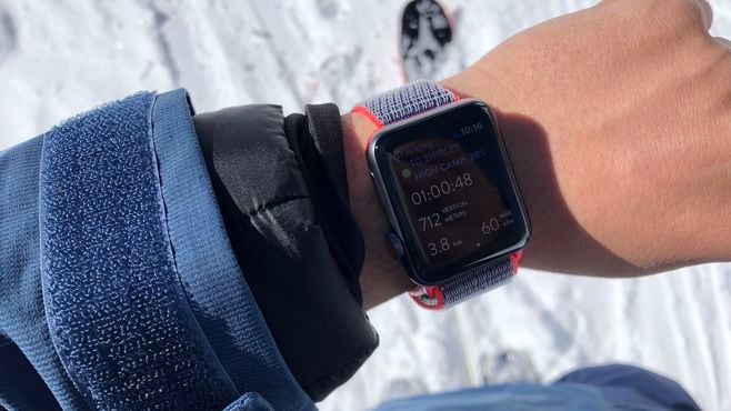 Apple Watchが冬のリゾートで活躍するワケ