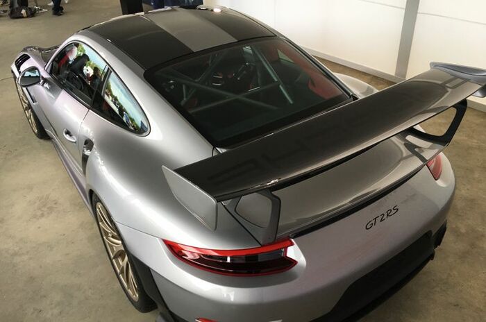 ポルシェ 911 GT2 RS｜Porsche 911 GT2 RS