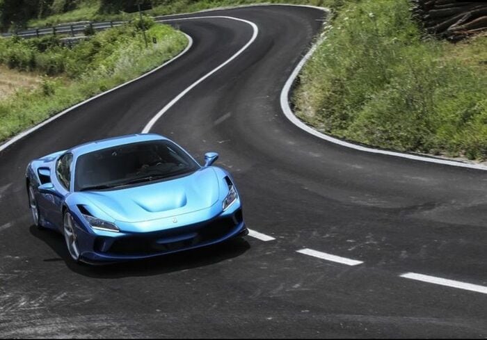 ハンドリングが素直で、かつ加速性と減速が鋭い