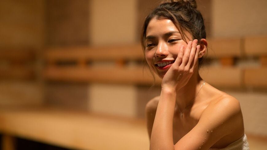 サウナ浴には、はたして「どの程度のダイエット効果」が見込めるのでしょうか？（写真：マハロ／PIXTA）